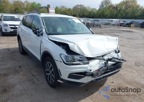 2020 Volkswagen Tiguan 2.0T Se/2.0T Se R-Line Black/2.0T Sel from USA, damaged, VIN 3VV2B7AX9LM103539